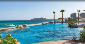 2BD Villa La Valencia: Ocean View 5 Star Resort